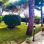 Bed & Breakfast Parco Degli Ulivi 3*