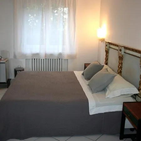 Parco Degli Ulivi Alojamento de Acomodação e Pequeno-almoço 3*