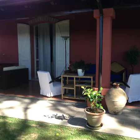 Parco Degli Ulivi Alojamento de Acomodação e Pequeno-almoço 3*