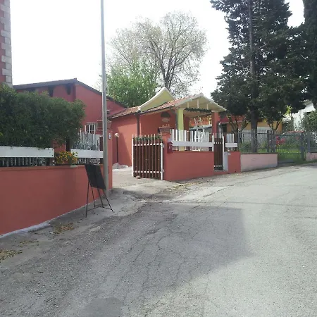 לינה וארוחת בוקר Parco Degli Ulivi
