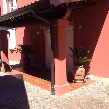 Alojamento de Acomodação e Pequeno-almoço Parco Degli Ulivi 3*