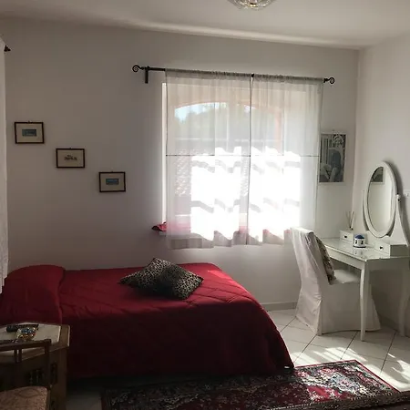 Alojamento de Acomodação e Pequeno-almoço Parco Degli Ulivi 3*