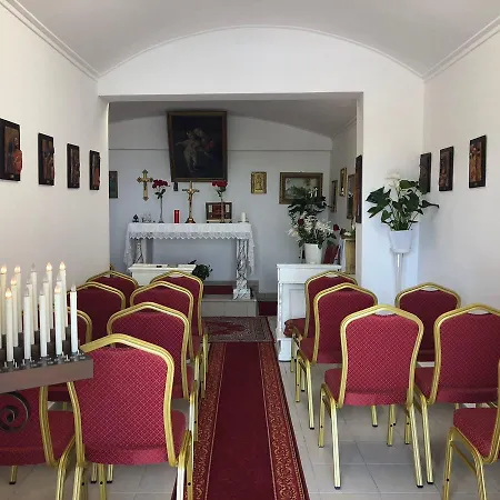 Parco Degli Ulivi לינה וארוחת בוקר 3*