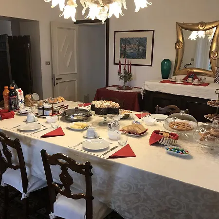 Alojamento de Acomodação e Pequeno-almoço Parco Degli Ulivi 3*